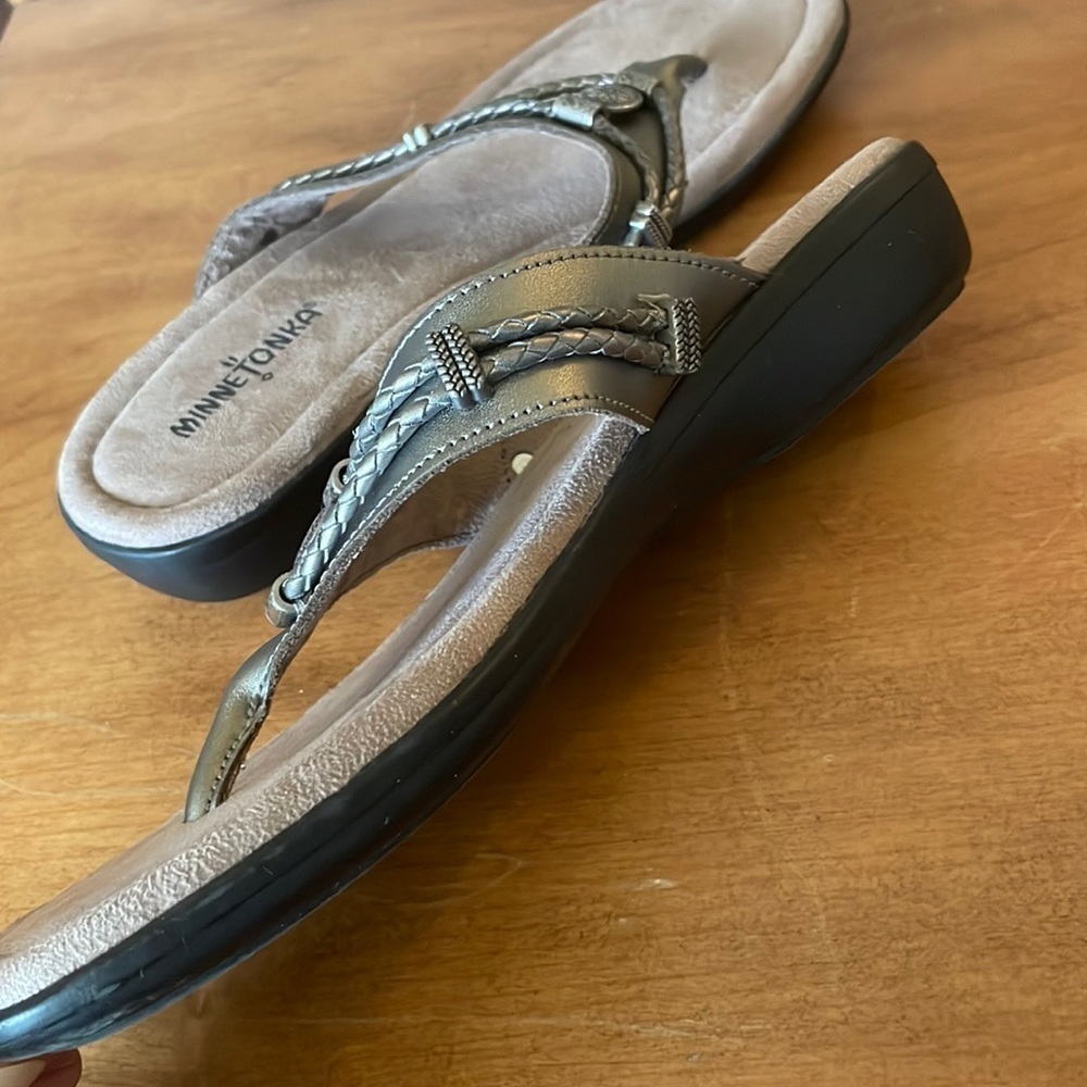 MINNETONKA Sandals Size 9 - Picture 7 of 11